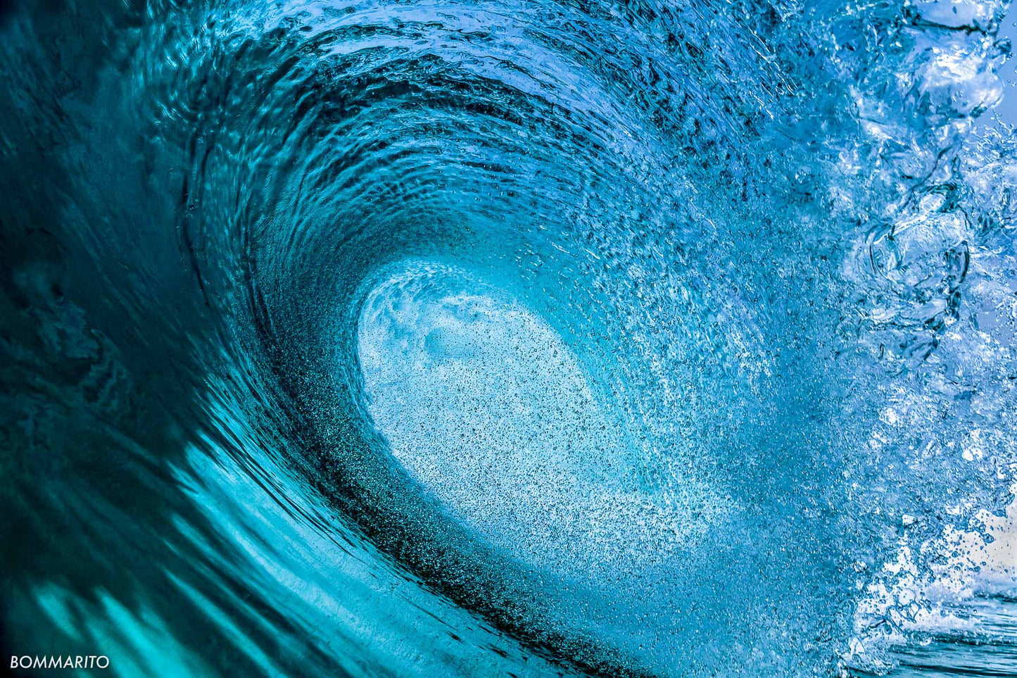 wave barrel photo